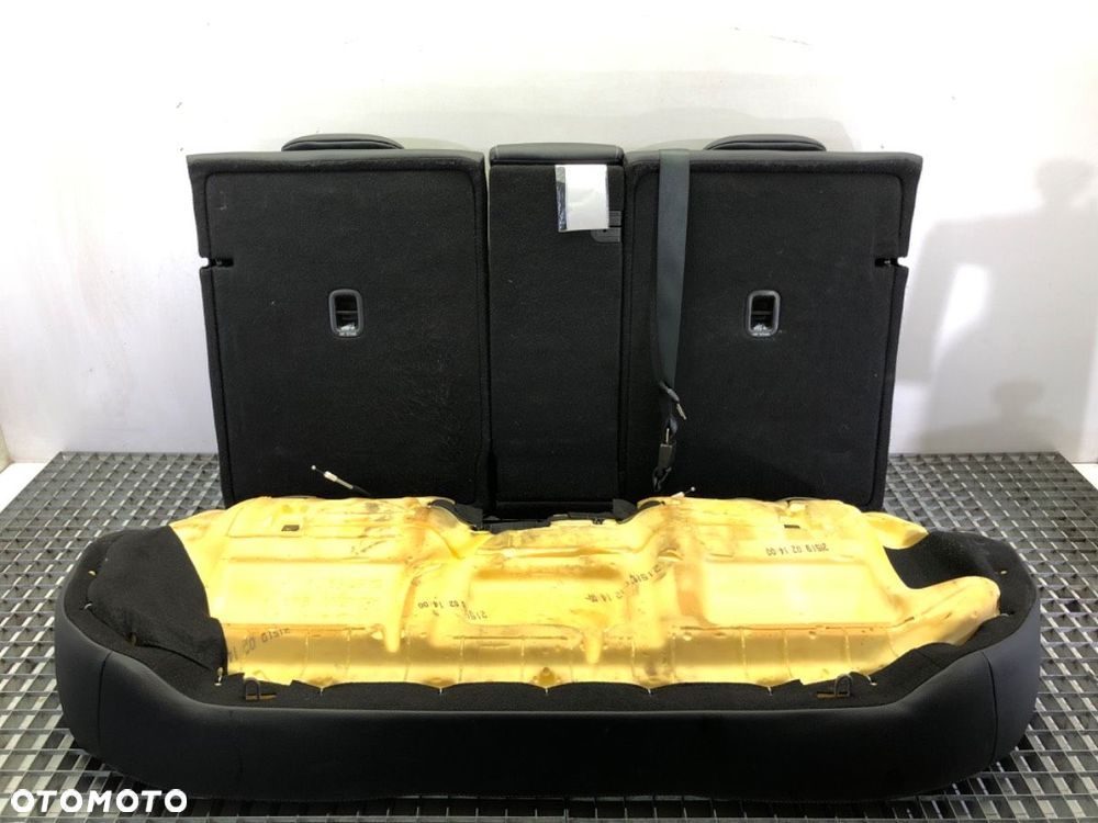 KANAPA DRUGI RZĄD - 434.00 PLN - KIA CEED Sportswagon (CD) 2018 - 2022 1.4 T-GDI 103 kW [140 KM] - 6