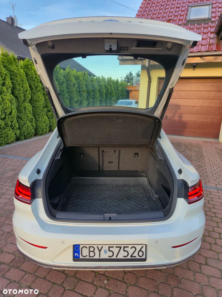 Volkswagen Arteon 2.0 TDI SCR R-Line DSG - 12