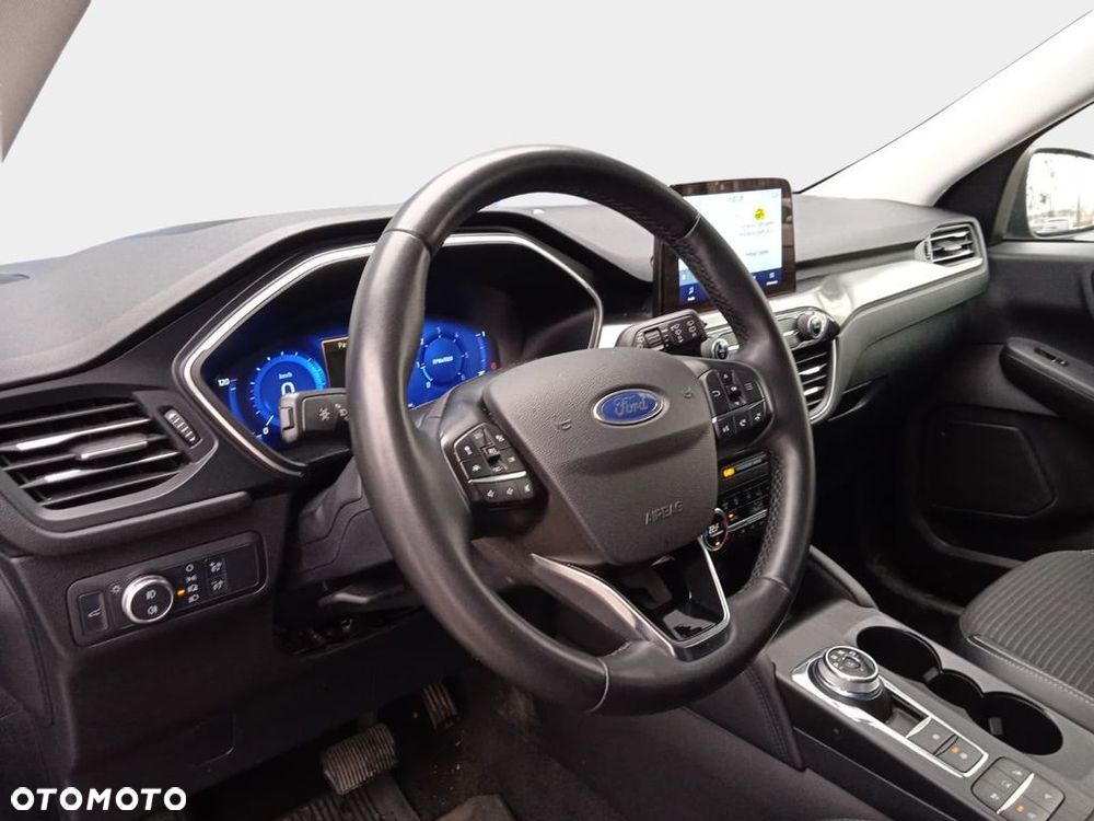 Ford Kuga - 13