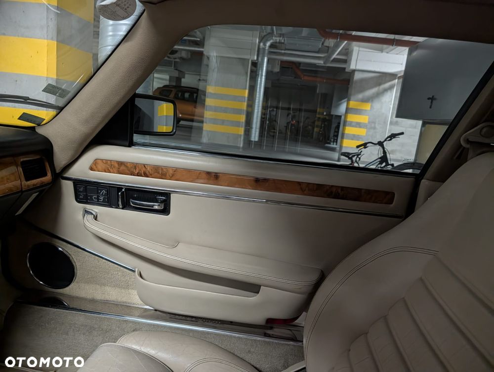 Jaguar XJS - 28