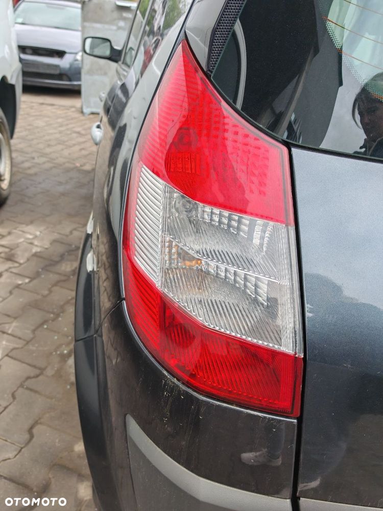 Lampy P/L tył/przód, Renault Scenic II 2004 5d - 6