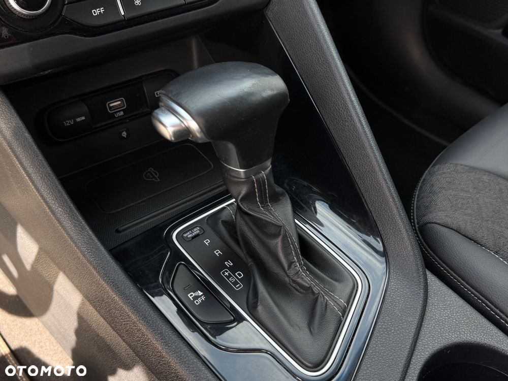 Kia Niro - 24
