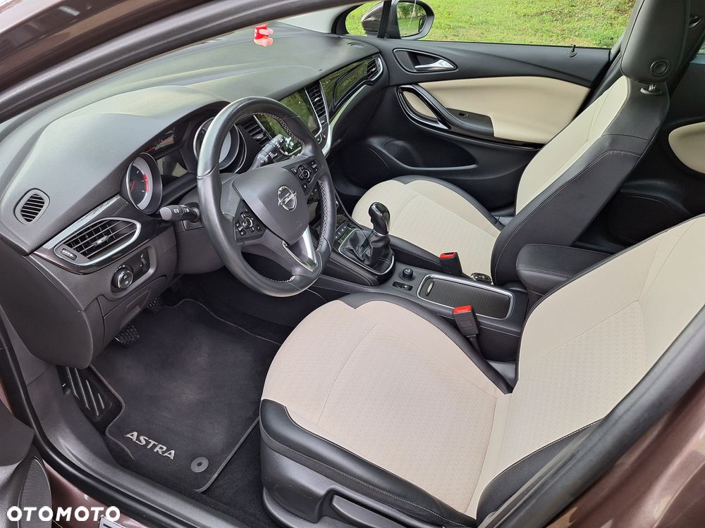 Opel Astra 1.4 Turbo Innovation - 12