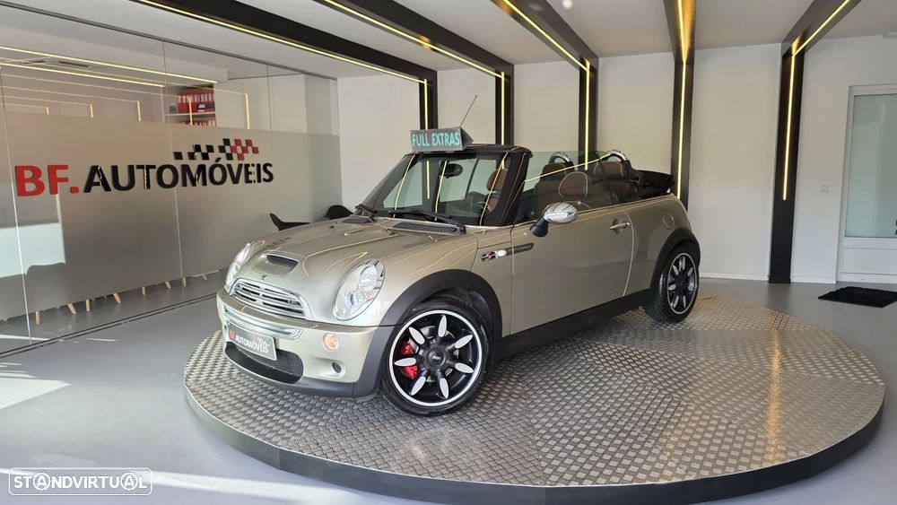 MINI Cabrio Cooper S Sidewalk - 2
