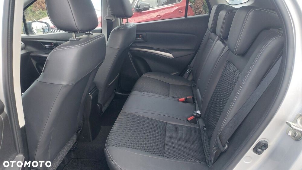 Suzuki S-Cross 1.4 BoosterJet mHEV Elegance SP - 13