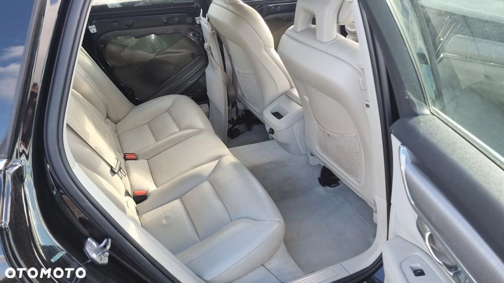 Volvo V90 D4 Geartronic - 23