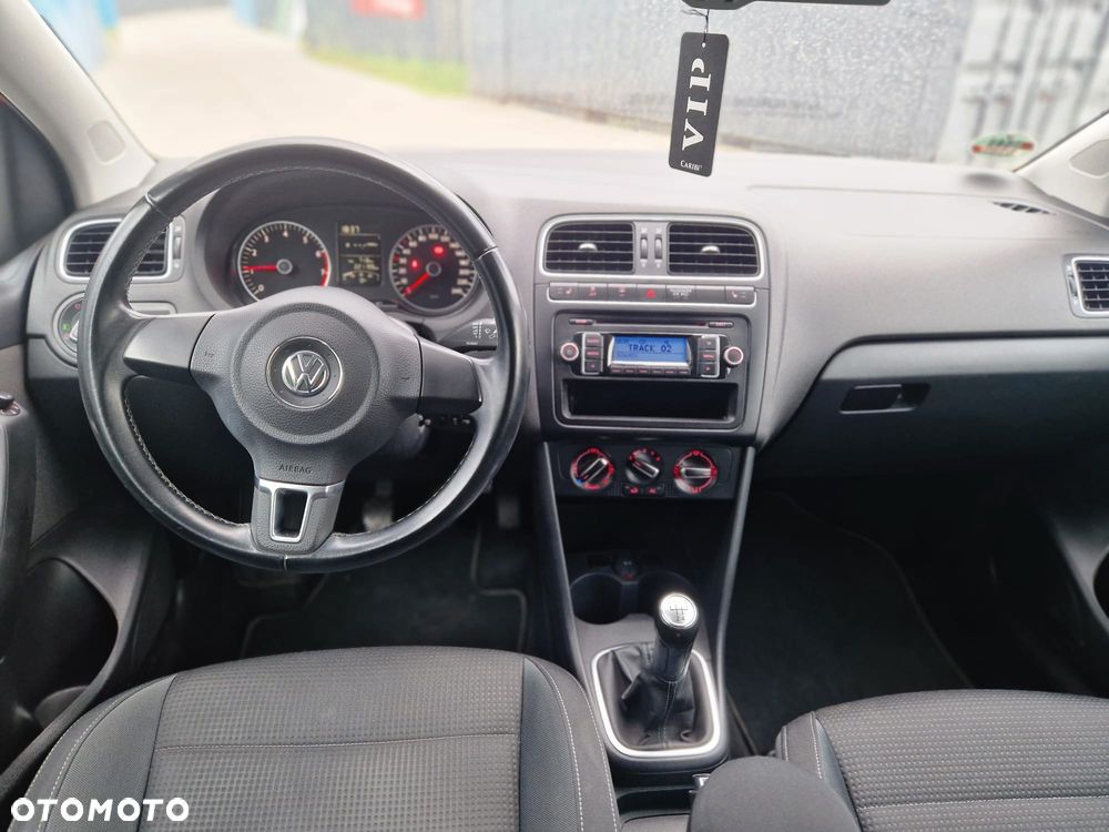 Volkswagen Polo 1.2 Blue Motion Technology Team - 29