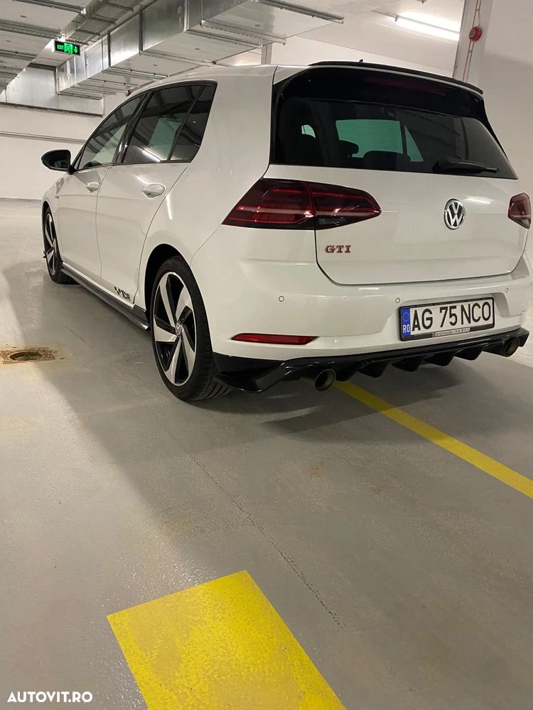Volkswagen Golf GTI TCR 2.0 TSI OPF DSG - 12