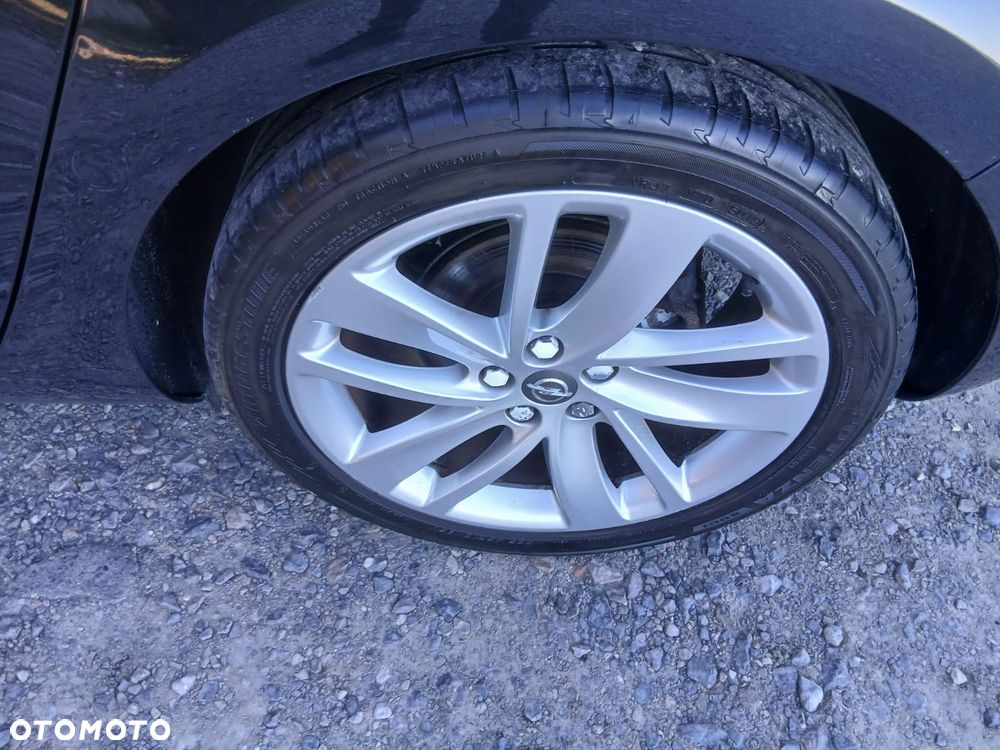 Opel Astra 1.4 Turbo Cosmo - 18