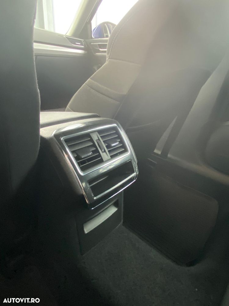 Skoda Superb 2.0 TDI DSG Ambition - 24