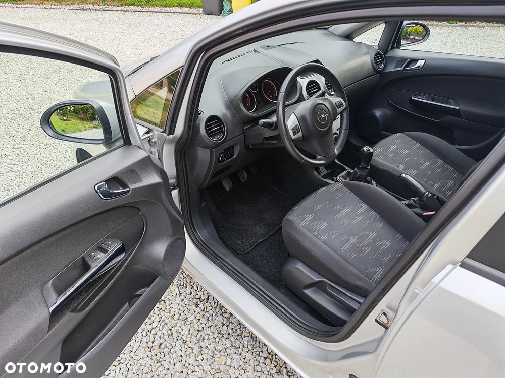 Opel Corsa - 9