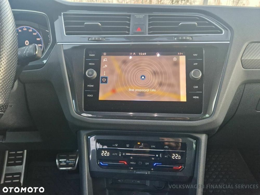 Volkswagen Tiguan - 24