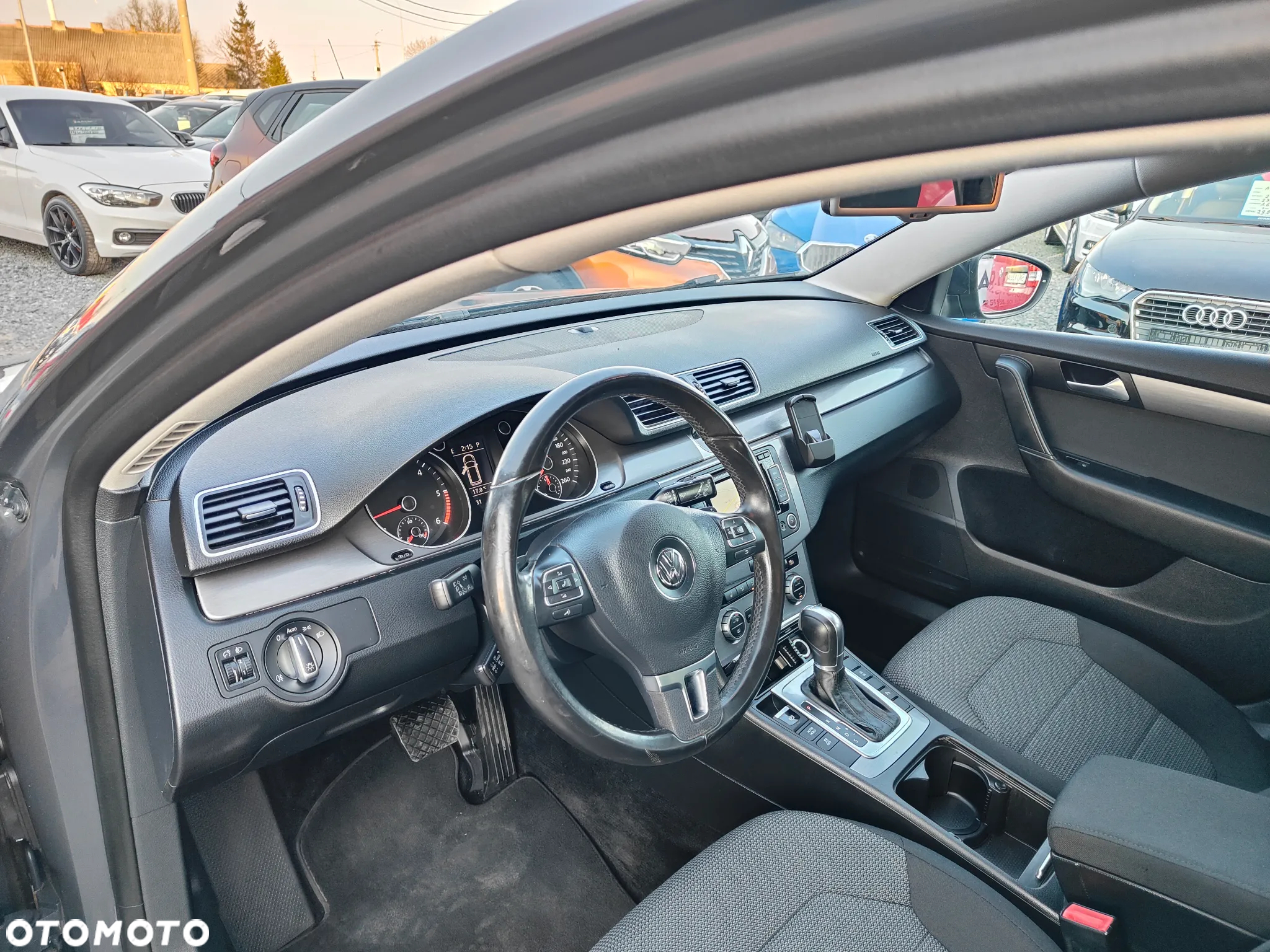 Volkswagen Passat 2.0 TDI Highline DSG - 11