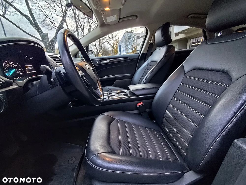 Ford Fusion 2.0 EcoBoost Titanium - 7
