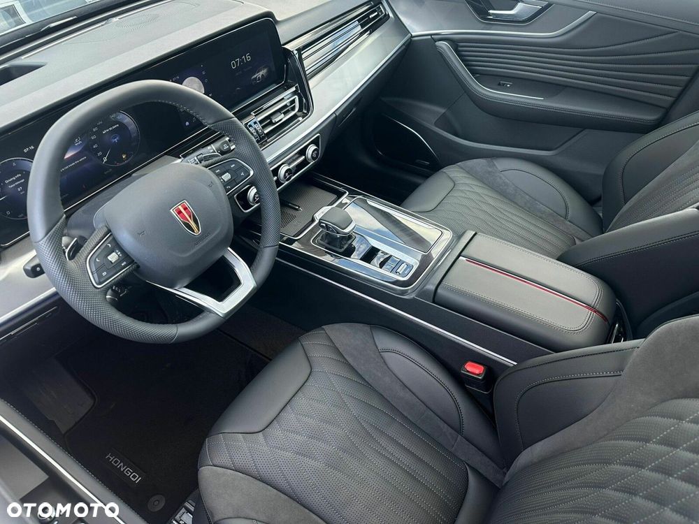 Hongqi HS5 - 10
