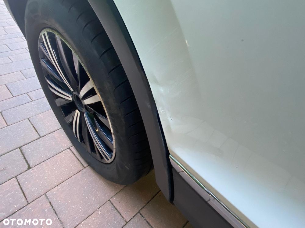 Volkswagen Tiguan - 11