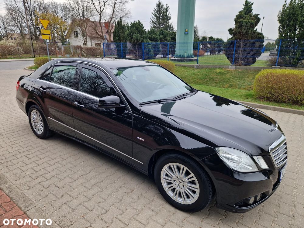 Mercedes-Benz Klasa E - 21