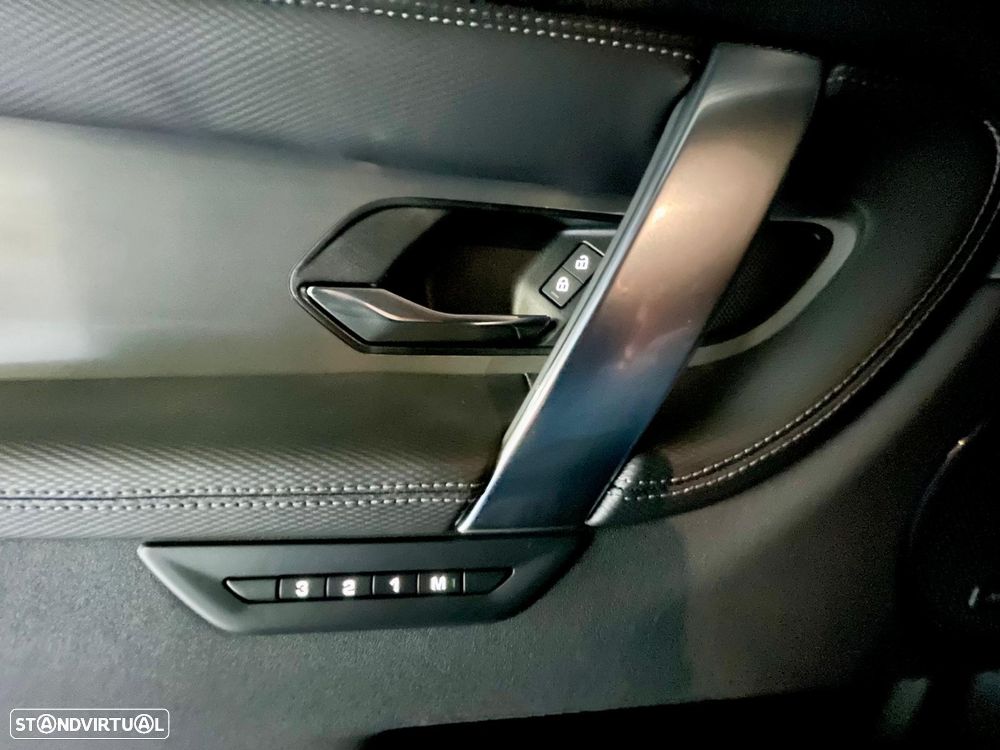 Land Rover Discovery Sport - 14