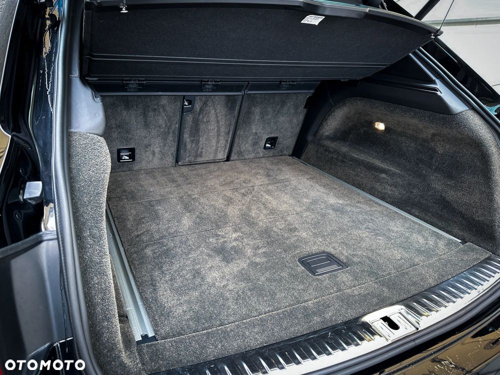 Bentley Bentayga W12 - 35