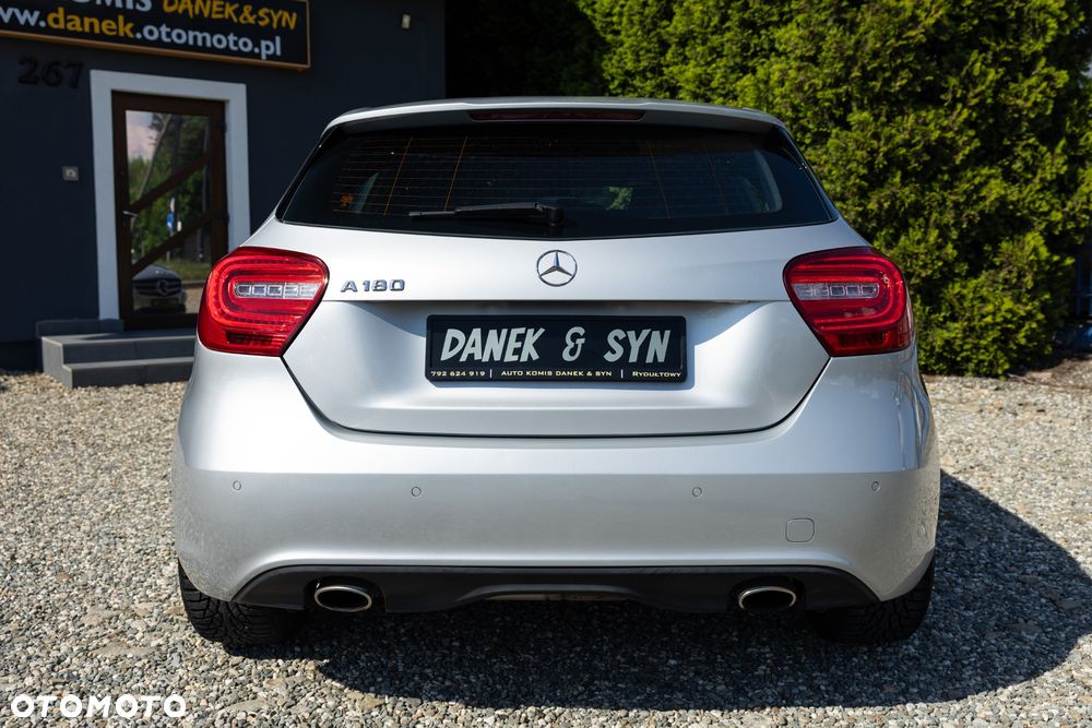 Mercedes-Benz Klasa A 180 (BlueEFFICIENCY) 7G-DCT - 17