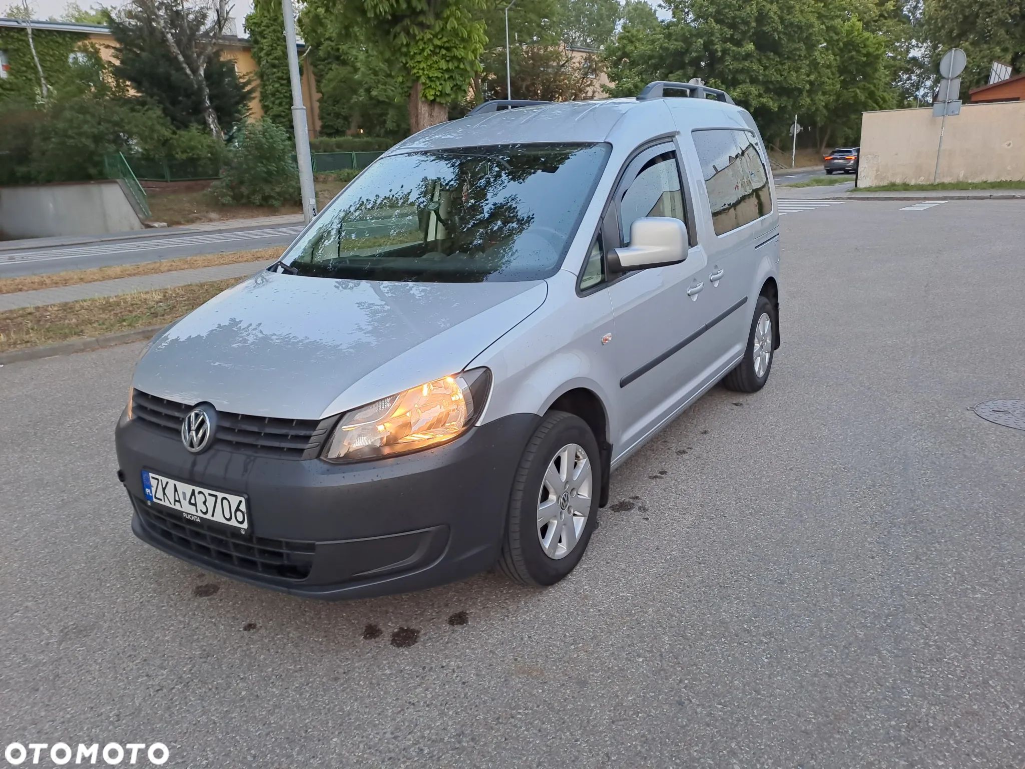 Volkswagen Caddy - 1