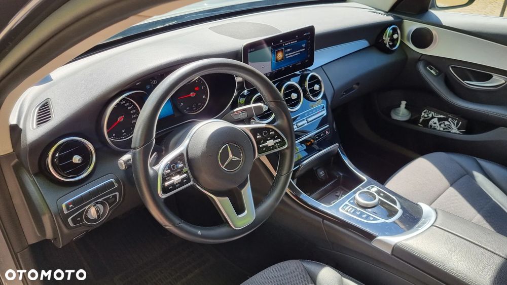 Mercedes-Benz Klasa C 220 d 4MATIC 9G-TRONIC - 10