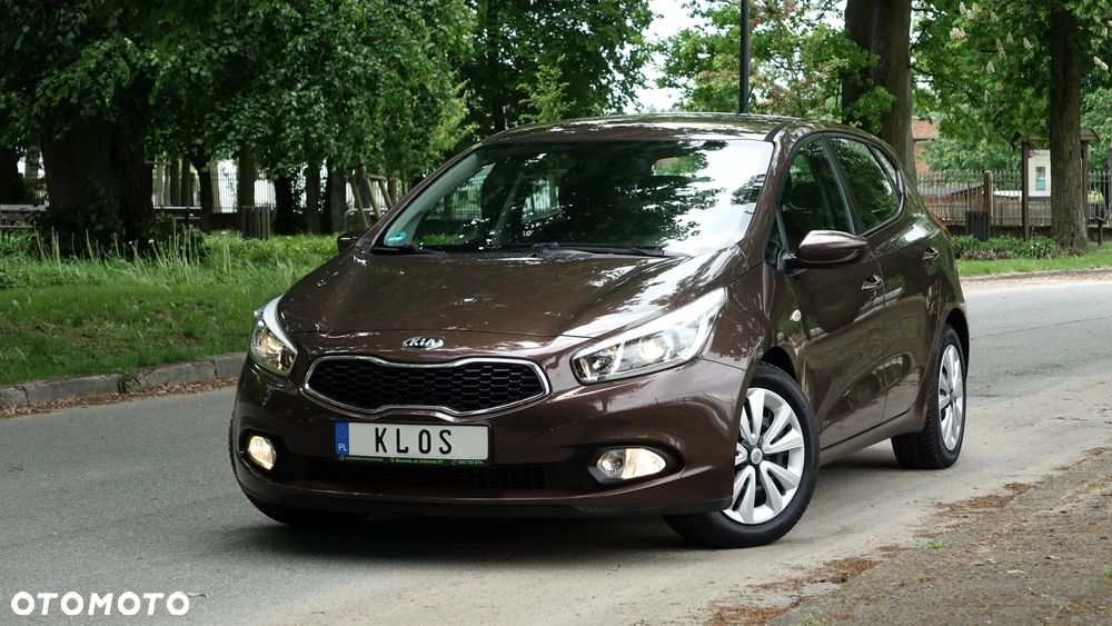 Kia Ceed - 23
