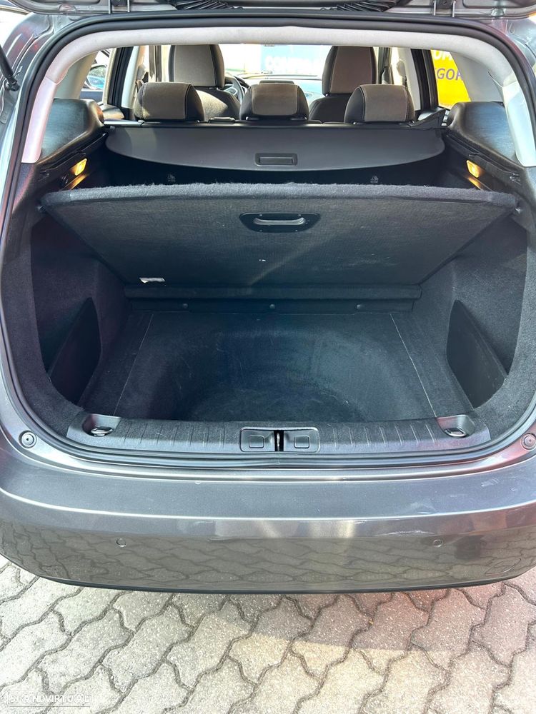 Fiat Tipo Station Wagon 1.3 M-Jet Lounge - 26