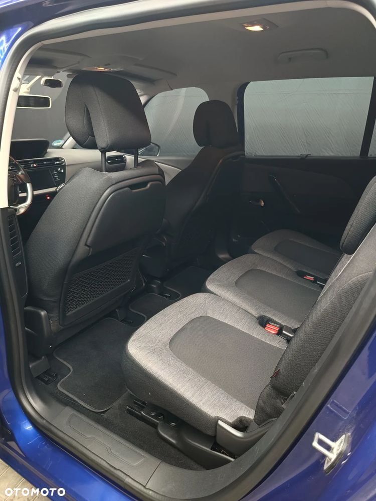 Citroën C4 Picasso - 19