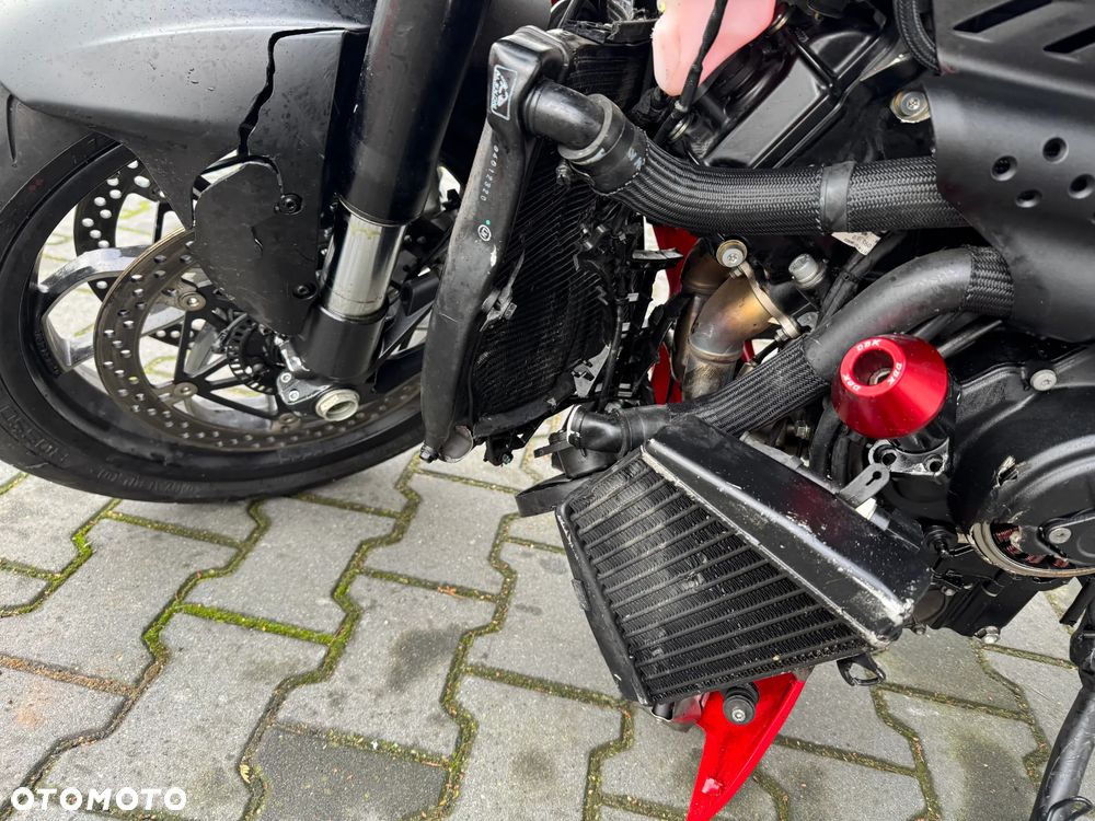 Ducati Diavel - 23
