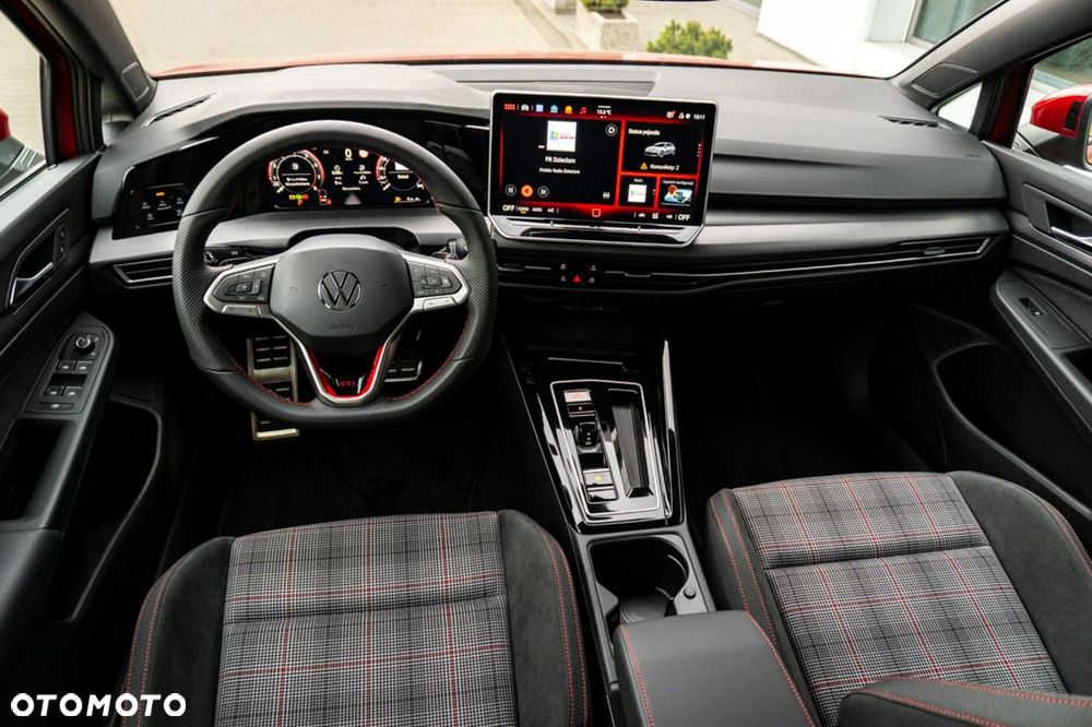 Volkswagen Golf - 19
