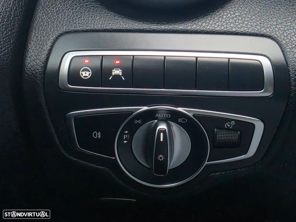 Mercedes-Benz C 300 de T 9G-TRONIC Night Edition - 29
