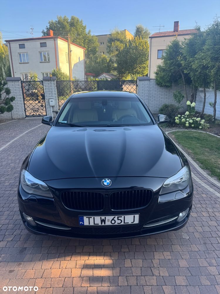 BMW Seria 5 528i xDrive - 20