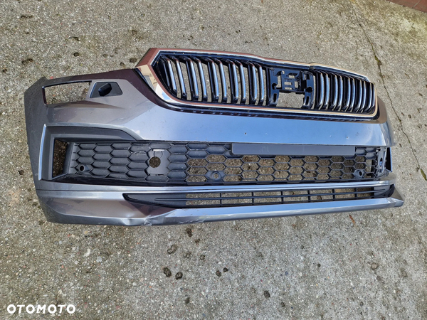 Skoda Kodiaq 565 lifting 21- zderzak przedni grill