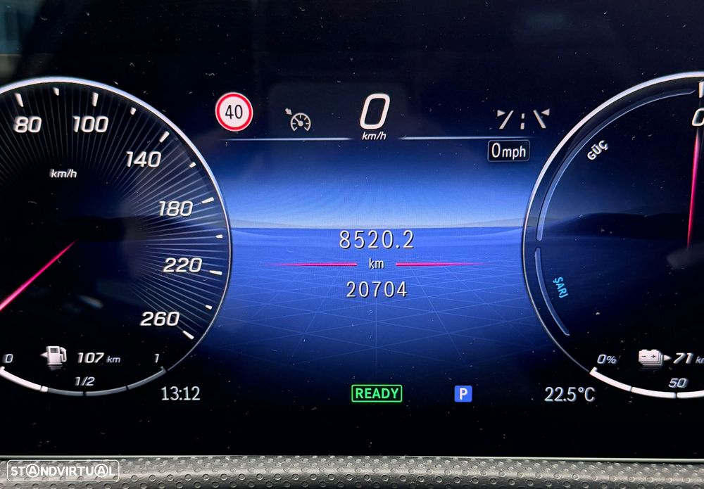 Mercedes-Benz A 250 e AMG Line - 8