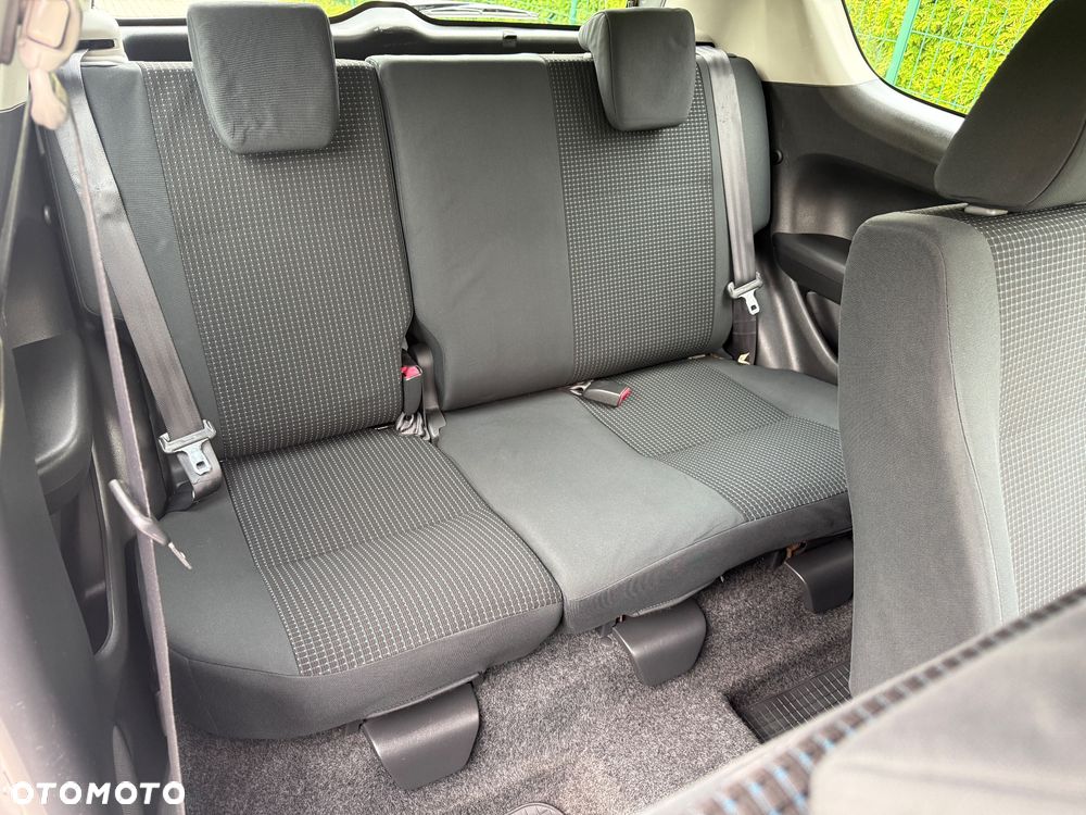 Suzuki Swift - 19