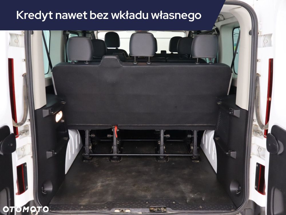 Renault Trafic - 15