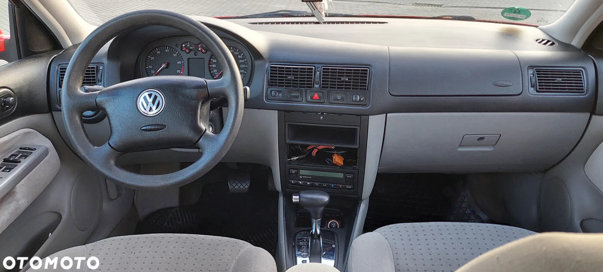 Volkswagen Golf - 9