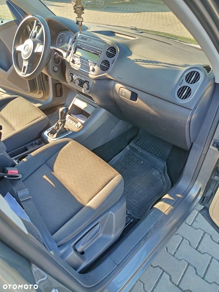 Volkswagen Tiguan - 12