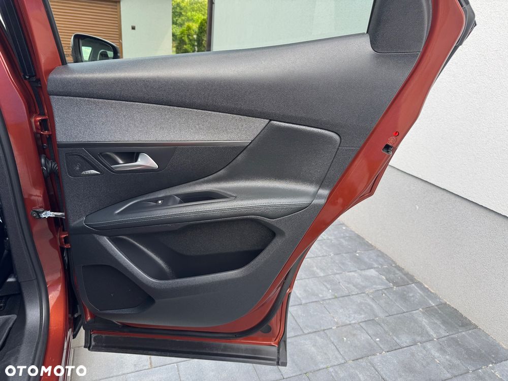 Peugeot 3008 1.6 PureTech GPF Crossway S&S EAT8 - 24