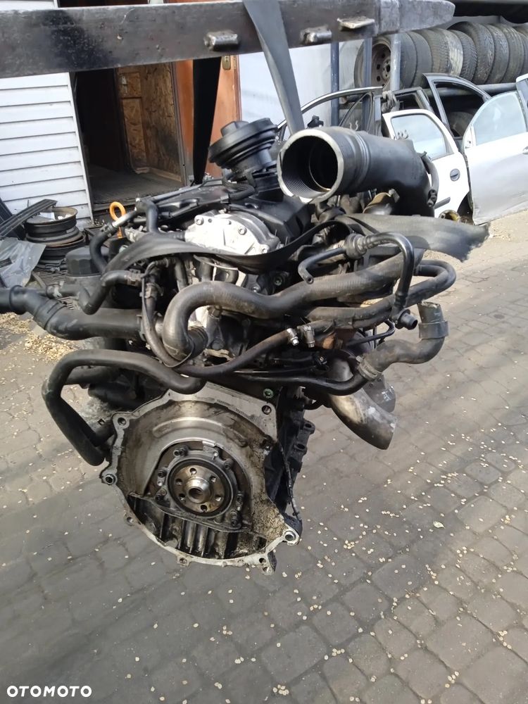 SILNIK GOLF IV 1.4 16V AKQ - 4