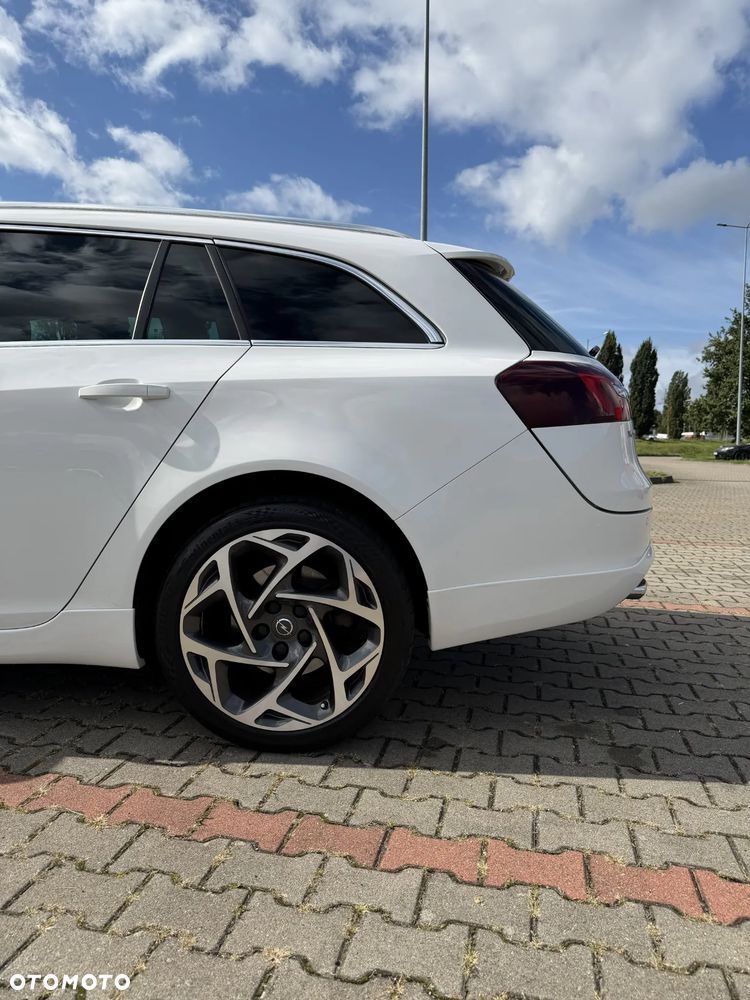 Opel Insignia - 9