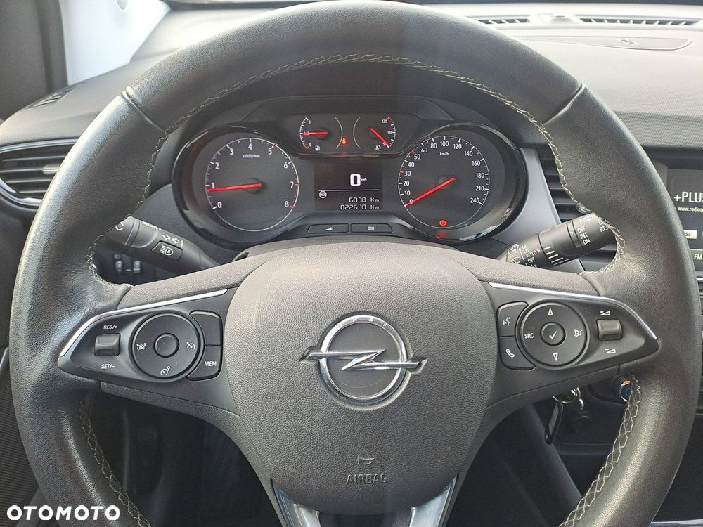 Opel Crossland - 16