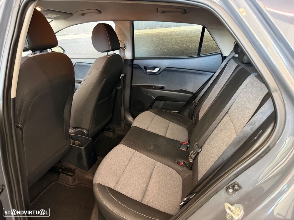 Kia Stonic 1.2 Dynamic - 7