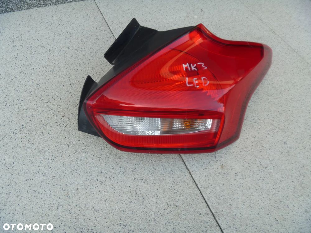 FORD FOCUS MK3 LIFT 2015 HB LAMPA TYLNA PRAWA LED F1EB-13404-B/C - 3