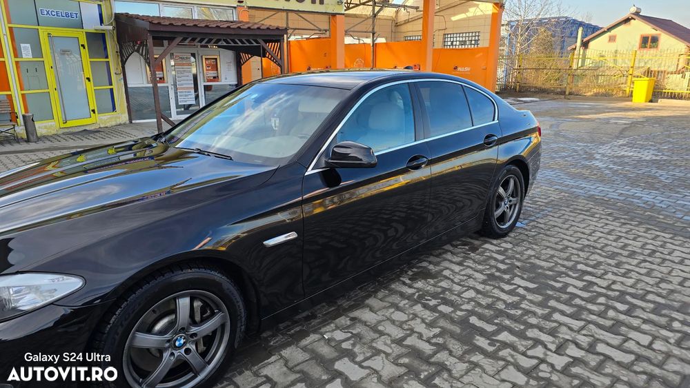 BMW Seria 5 530d xDrive Aut. - 11