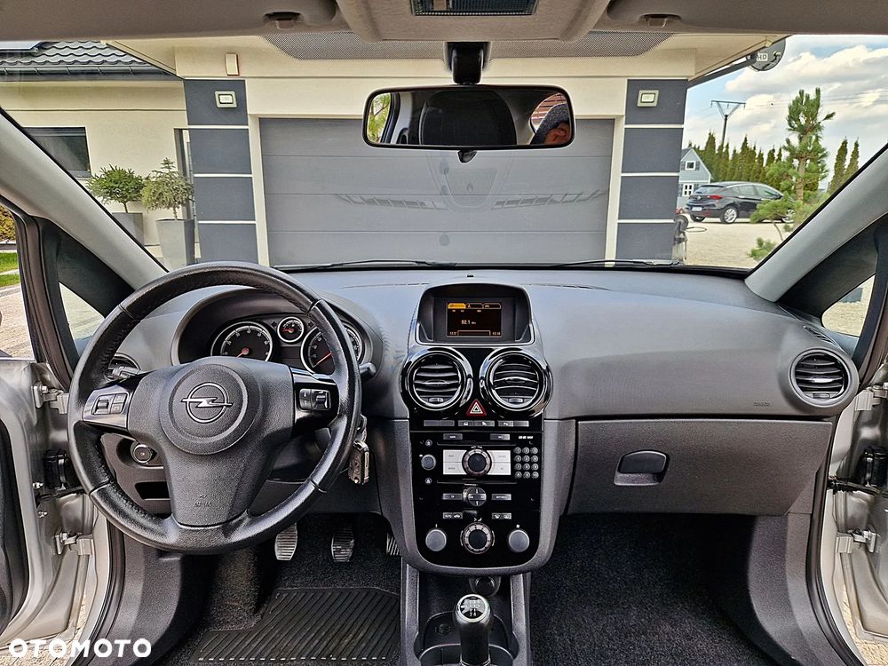 Opel Corsa - 3