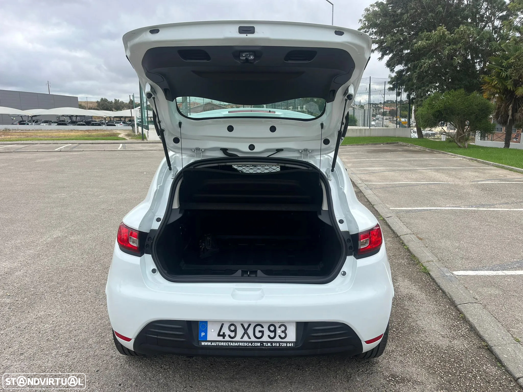 Renault CLIO 1.5 dCI 75cv - ZEN - AC - IVA DEDUTÍVEL - 11