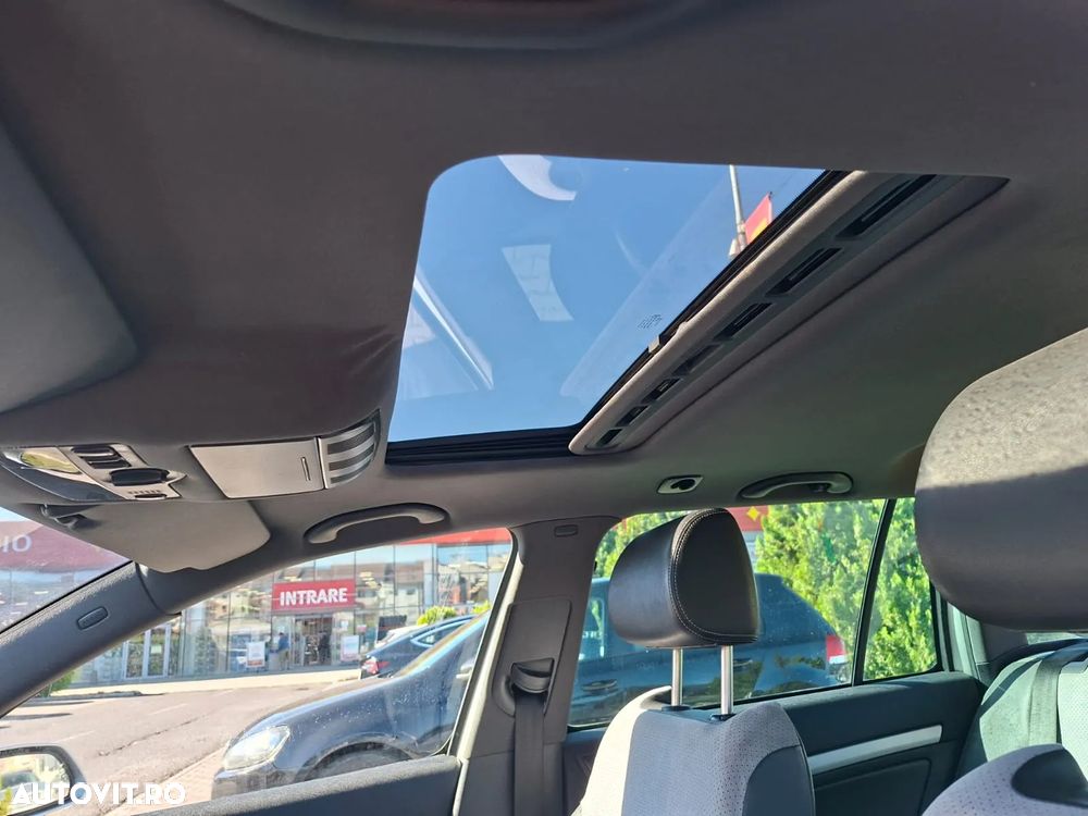 Skoda Octavia Combi 2.0 RS TDI - 3