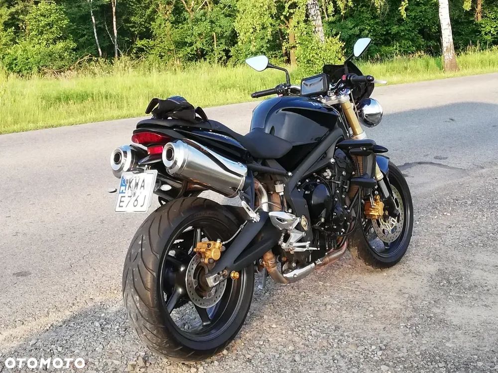 Triumph Street Triple - 4